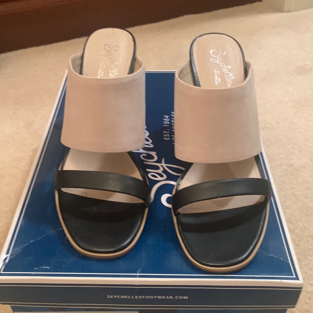 Seychelles Lyra Dress pump , size 8